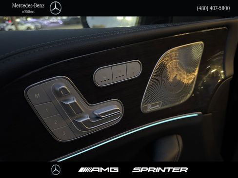 Used 2021 Mercedes-Benz GLS 450 4MATIC image 13