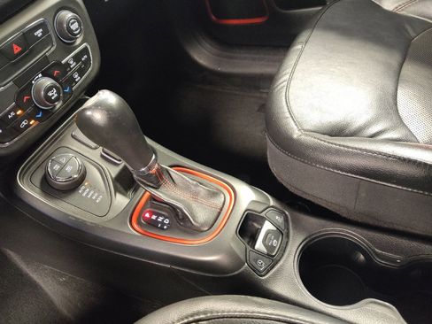 Used 2018 Jeep Compass Trailhawk AWD/4WD image 26