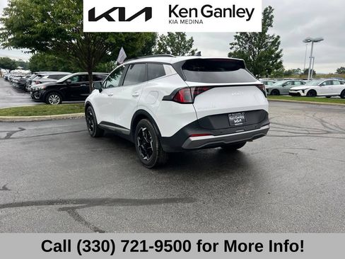 Certified 2026 Kia Sportage EX w/ EX Panorama Roof Package FWD image 14