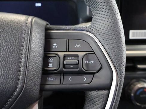 New 2025 Toyota Tacoma TRD Off-Road AWD/4WD image 16