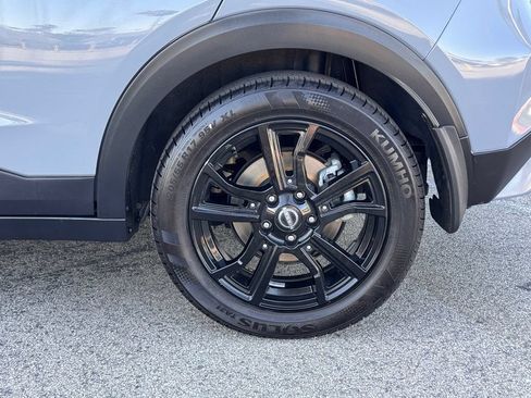 Certified 2023 Nissan Kicks SR w/ SR Premium Package FWD image 10