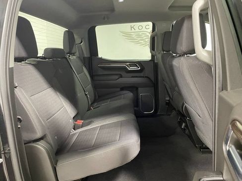 Used 2023 Chevrolet Silverado 1500 LT AWD/4WD image 21