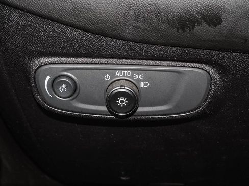 Certified 2018 Chevrolet Equinox LT FWD image 27