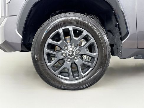 Used 2023 Toyota Tundra Platinum w/ Advanced Package image 46