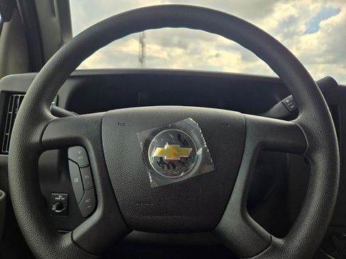 New 2025 Chevrolet Express 3500 w/ Power Convenience Package image 25