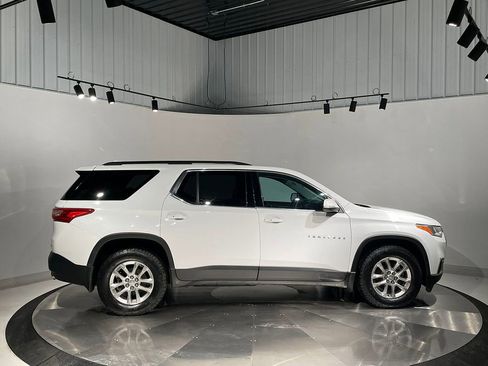 Used 2021 Chevrolet Traverse LT image 10