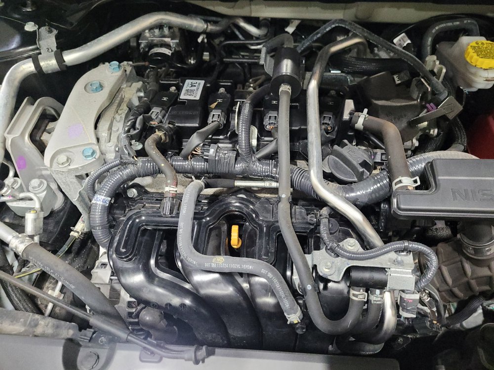 Used 2025 Nissan Sentra SV w/ SV Premium Package FWD image 30