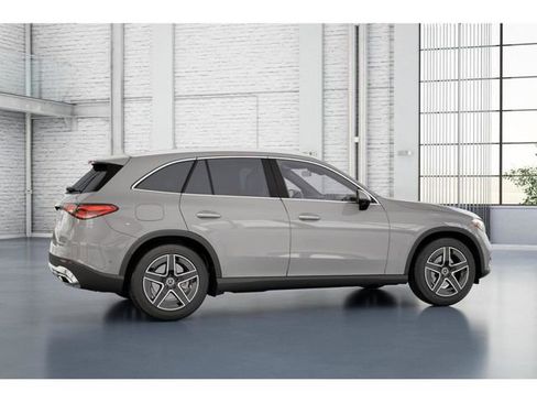 Used 2026 Mercedes-Benz GLC 300 4MATIC image 18