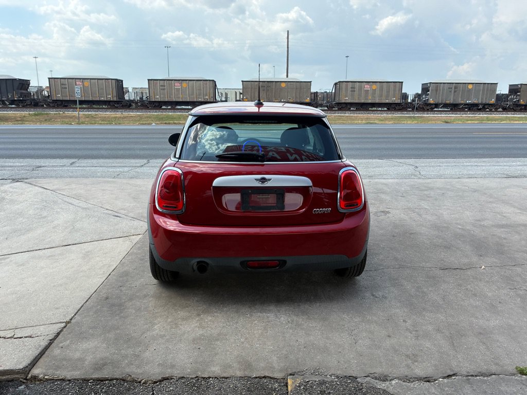 Used 2015 MINI Cooper 2-Door Hardtop FWD image 17