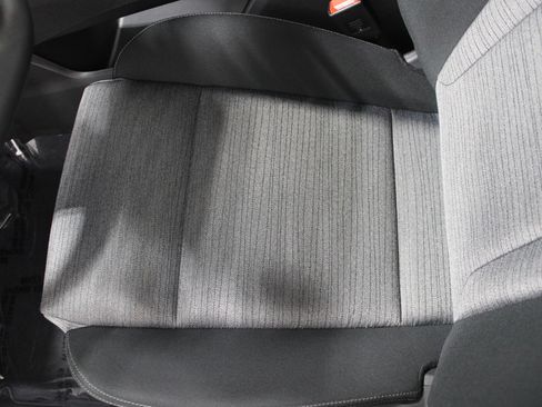 Used 2023 Nissan Rogue SV FWD image 14