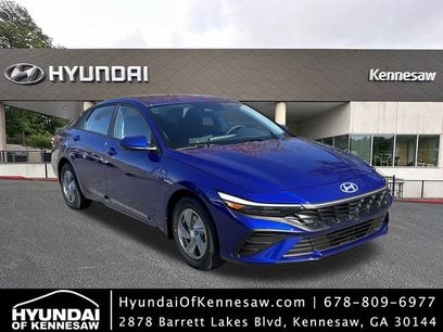 New 2026 Hyundai Elantra SE