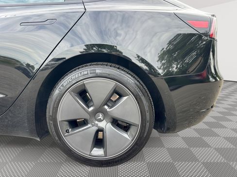 Used 2021 Tesla Model 3 Standard Range Plus RWD image 29