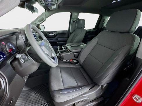 Used 2024 Chevrolet Silverado 1500 Custom Trail Boss w/ LPO, Dark Essentials Package image 12