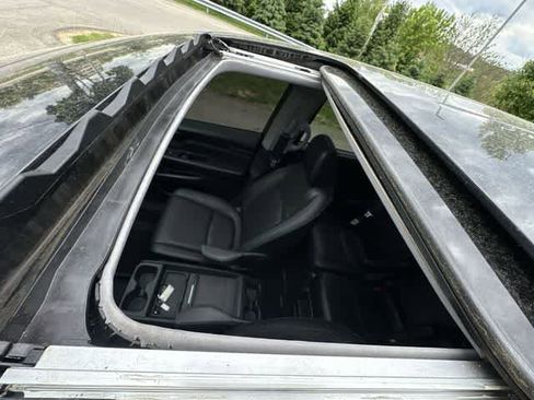 Used 2023 Honda Odyssey Touring image 6