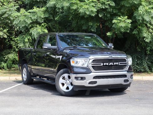 Used 2021 RAM 1500 Big Horn RWD image 2
