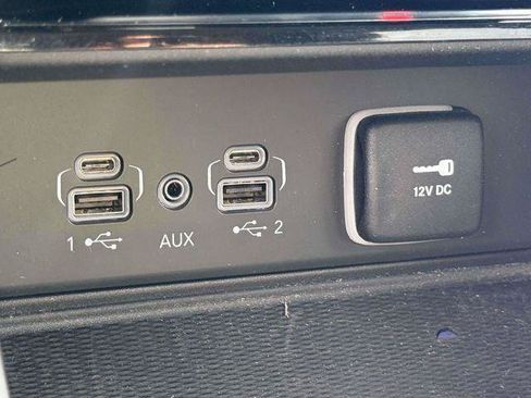 Certified 2023 Jeep Grand Cherokee Laredo w/ Luxury Tech Group I AWD/4WD image 29