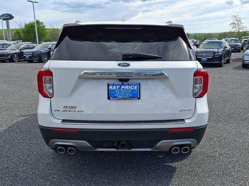 Used 2021 Ford Explorer Platinum w/ Equipment Group 601A AWD/4WD image 6
