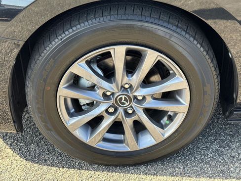 Certified 2024 MAZDA MAZDA3 s FWD image 10