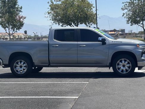 Used 2023 Chevrolet Silverado 1500 LT w/ Protection Package AWD/4WD image 4