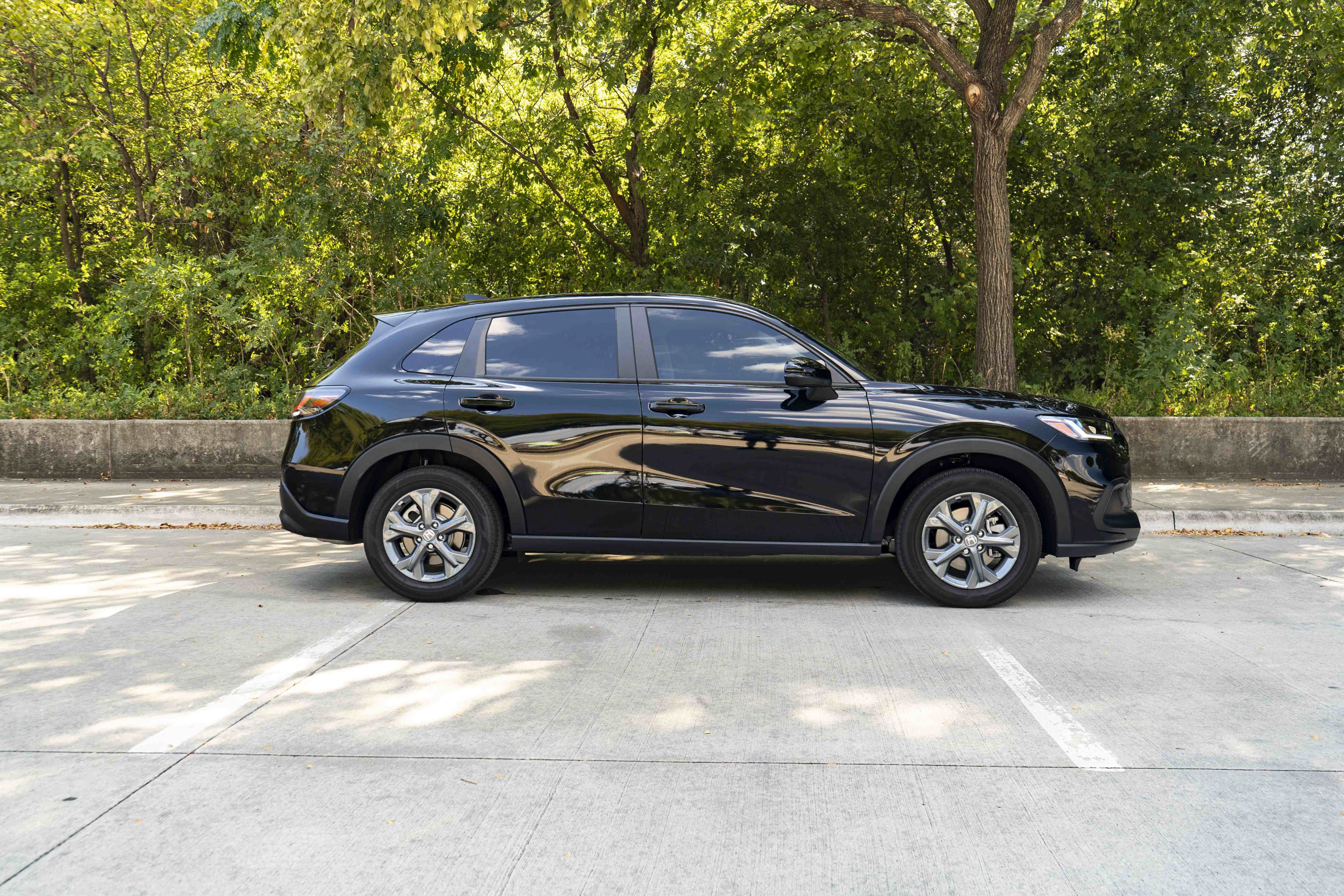Used 2027 Honda HR-V LX image 10