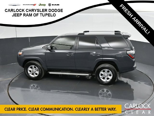 Used 2024 Toyota 4Runner SR5 Premium w/ Moonroof Package AWD/4WD image 53