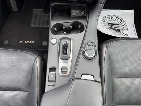 Used 2024 INFINITI QX50 Luxe AWD/4WD image 22