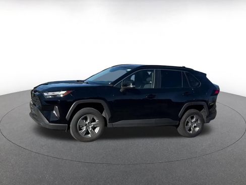 Used 2025 Toyota RAV4 XLE image 8