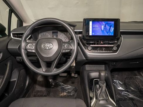 Used 2024 Toyota Corolla LE image 6