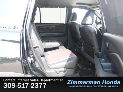 Used 2024 Honda Passport Black Edition image 8