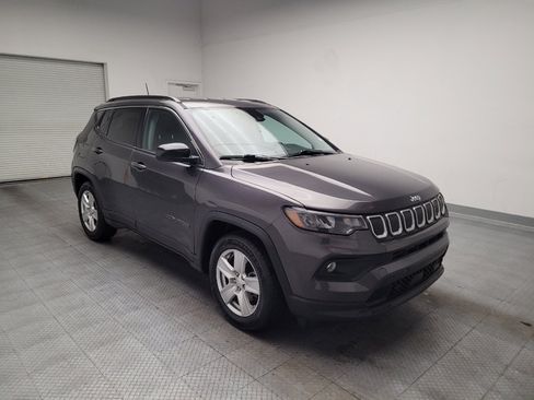 Used 2022 Jeep Compass Latitude w/ Convenience Group FWD image 13