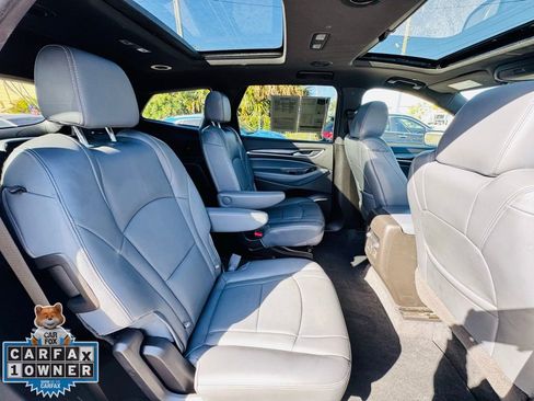 Used 2022 Buick Enclave Essence w/ Experience Buick Package image 16