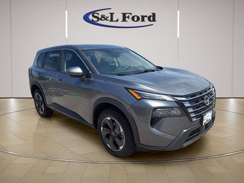 Used 2025 Nissan Rogue SV AWD/4WD image 1