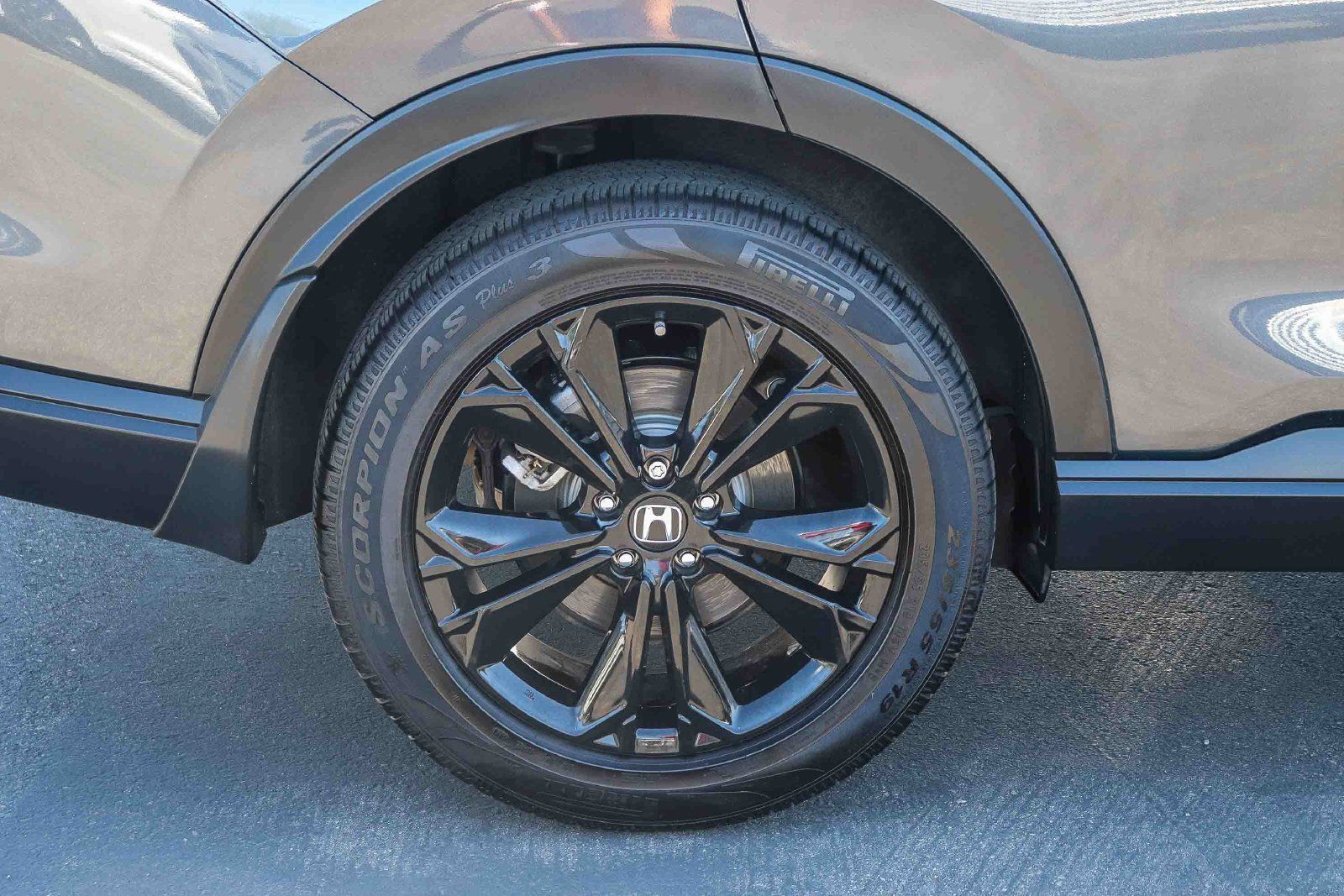 Used 2023 Honda CR-V Sport Touring image 8