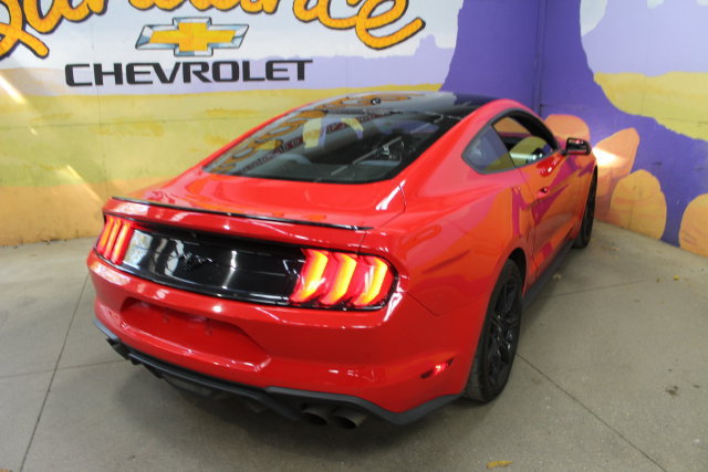 Used 2019 Ford Mustang Coupe w/ Equipment Group 101A RWD image 8