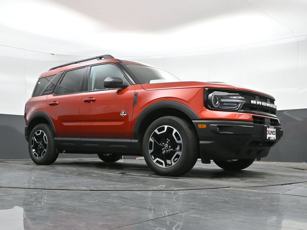 Used 2023 Ford Bronco Sport Outer Banks w/ Tech Package AWD/4WD image 43