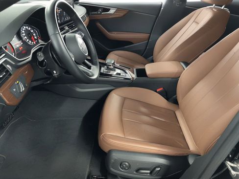 Used 2022 Audi A5 2.0T Premium image 4