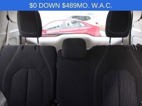 Used 2024 Chrysler Voyager LX image 27