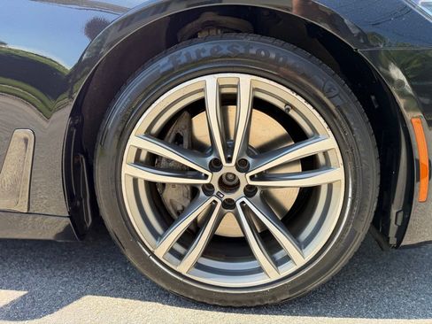 Used 2019 BMW 750i xDrive w/ Executive Package AWD/4WD image 25