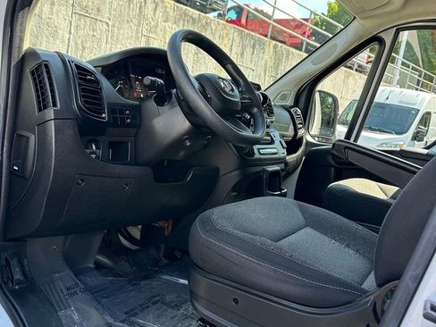 Used 2023 RAM ProMaster 2500 FWD image 8