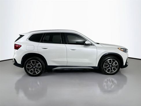 Used 2026 BMW X1 xDrive28i w/ Convenience Package AWD/4WD image 4