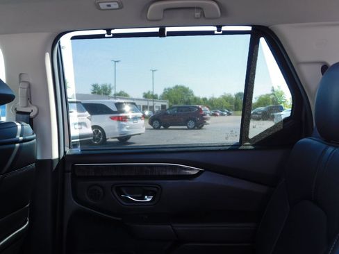 Used 2023 Honda Pilot Elite image 25