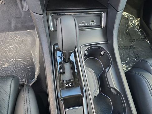 Used 2025 Subaru Ascent Bronze Edition w/ Onyx Package image 21