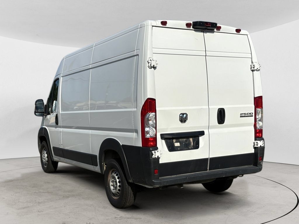 Used 2025 RAM ProMaster 2500 w/ Convenience Group FWD image 5