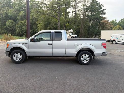 Used 2012 Ford F150 XLT w/ XLT Convenience Pkg RWD image 8