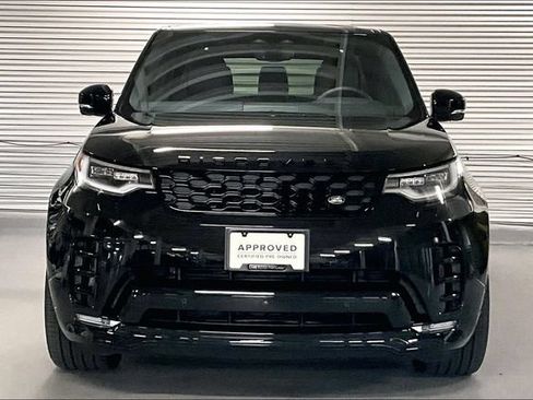 Certified 2025 Land Rover Discovery Dynamic SE AWD/4WD image 2