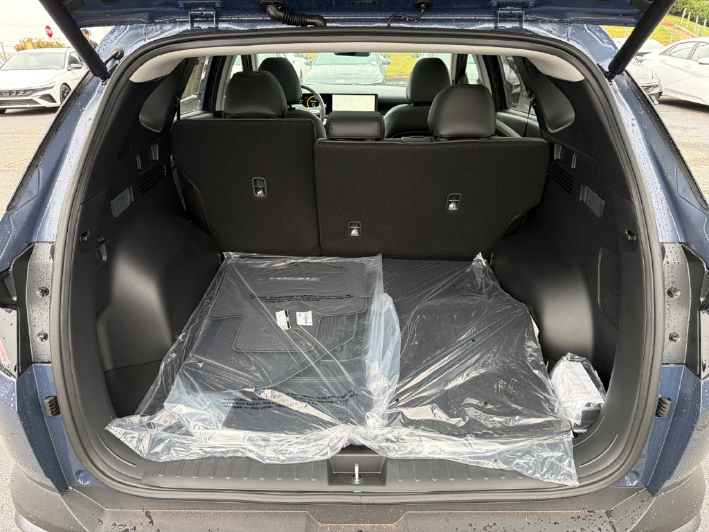 New 2026 Hyundai Tucson Limited FWD image 18