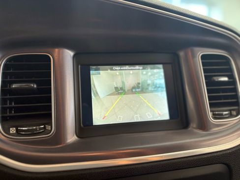 Used 2019 Dodge Charger SXT RWD image 30