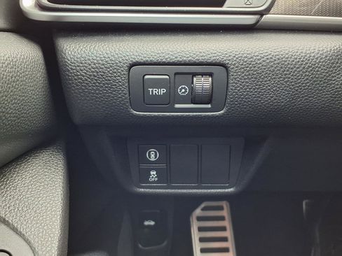 Used 2019 Honda Accord Sport image 9