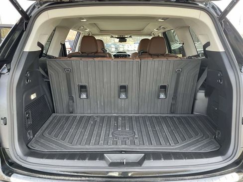Certified 2025 Subaru Ascent Touring w/ Popular Package #1 image 31
