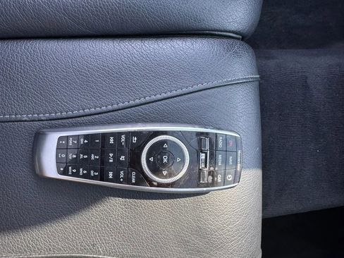 Used 2014 Mercedes-Benz S 550 Sedan image 30